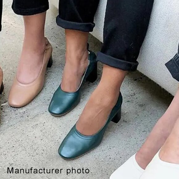 Everlane Day Heel Leather Pumps - Picture 10 of 10